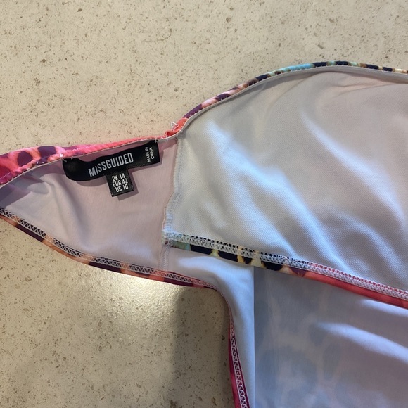 Missguided Strapless Bikini. 2 pc Top size 10/Bottoms size 6 - Picture 4 of 5